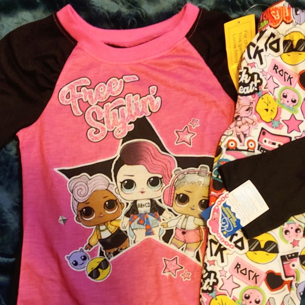 NWT's Girls 4/5 L.O.L. Surprise 2pc Pajama set! Cute!